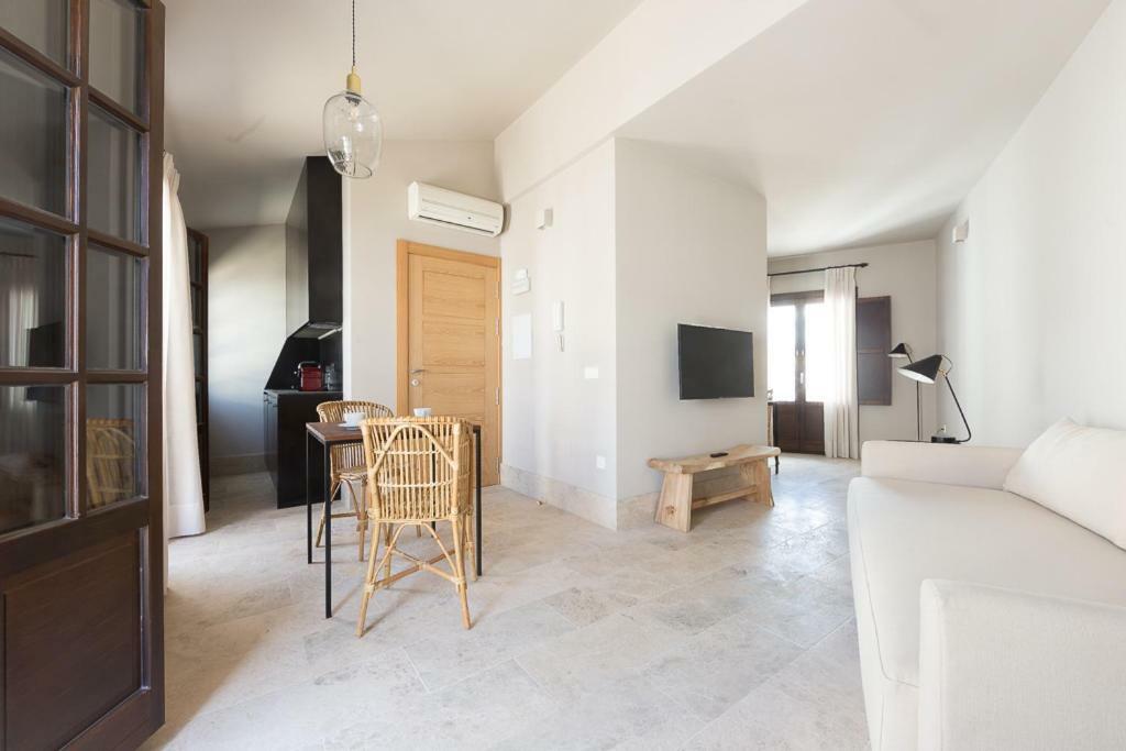 Chacon Apartments & Suites 에스테포나 외부 사진